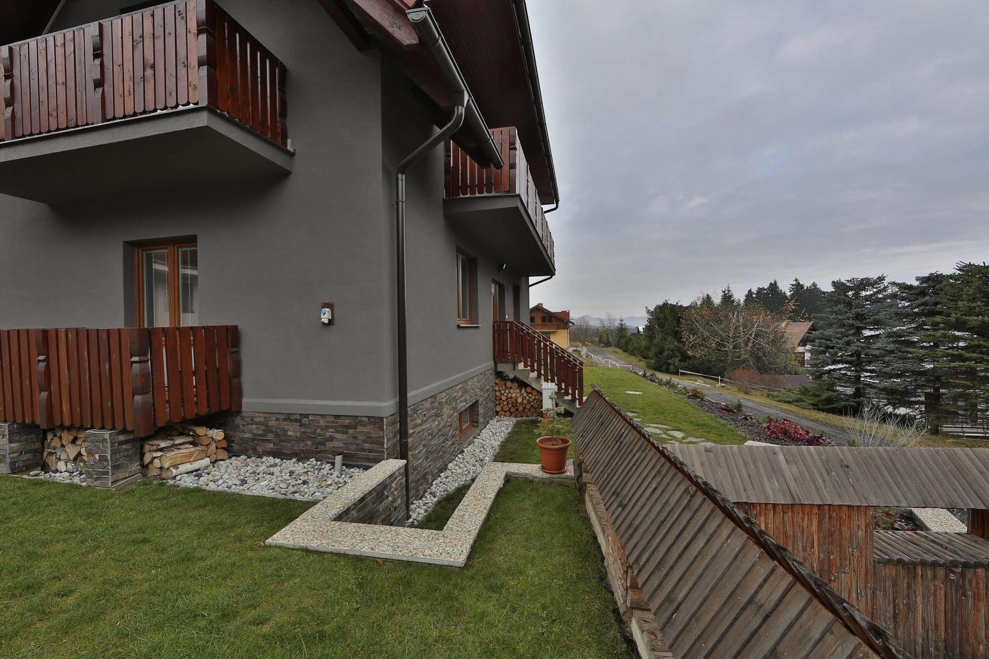 Apartmany Lipka Pavcina Lehota  Luaran gambar