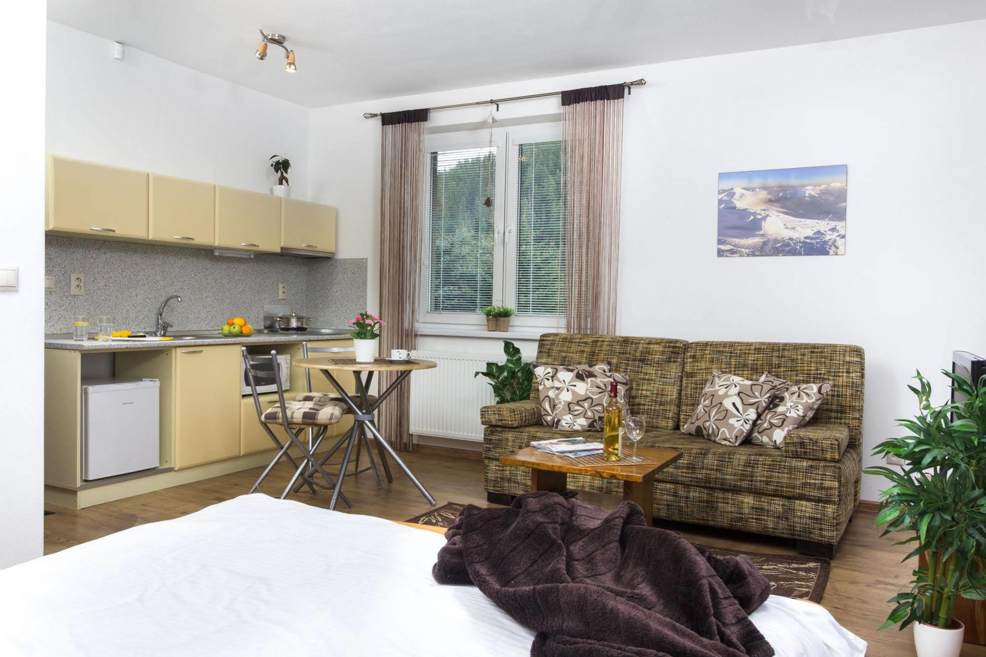 Apartmany Lipka Pavcina Lehota  Luaran gambar